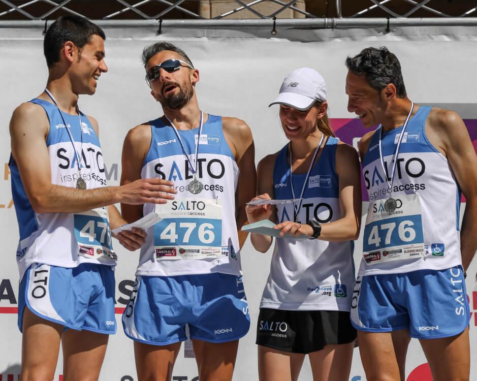 Salto running team